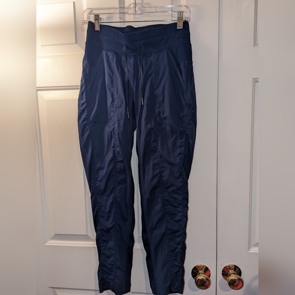 Lululemon Dance Studio Crop 25" - Picture 2 of 6